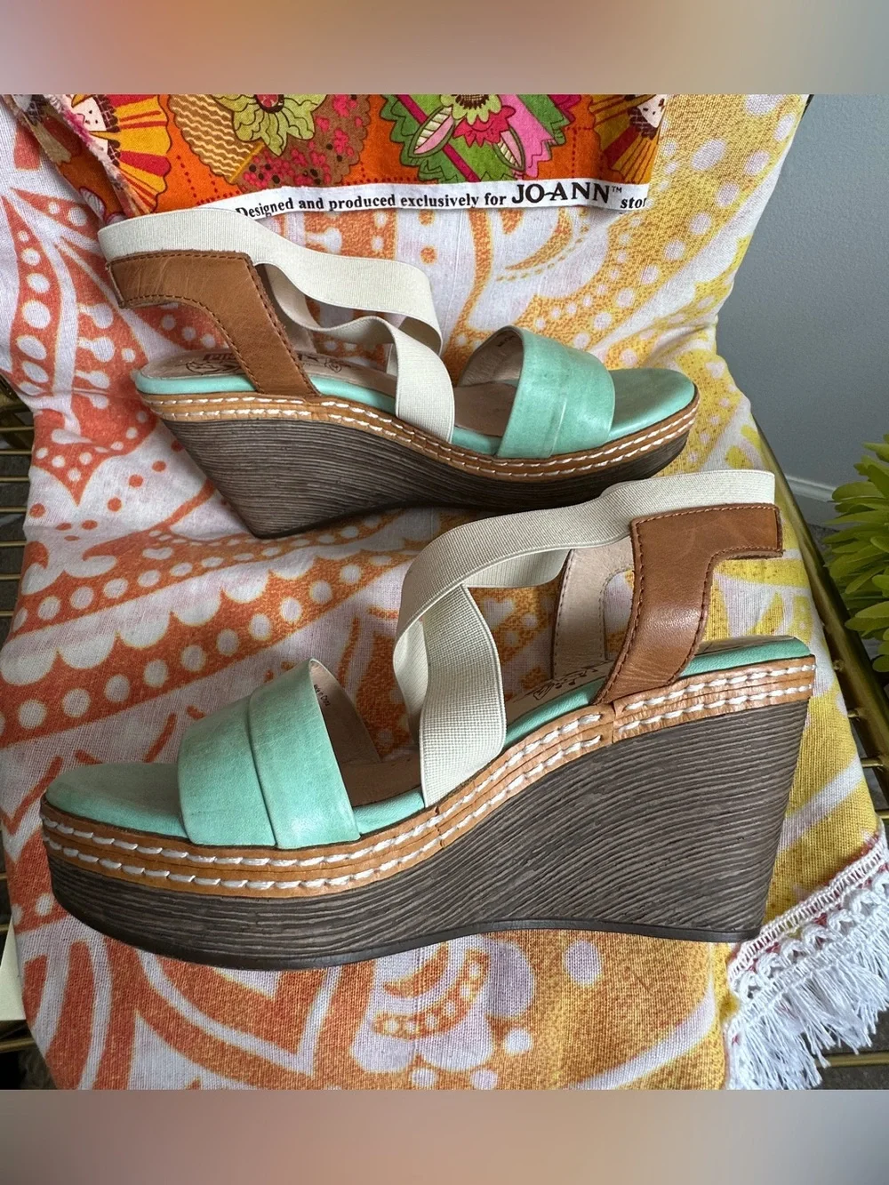 Pikolinos Mint Green Wedge Sandals with Elastic Cross Straps
